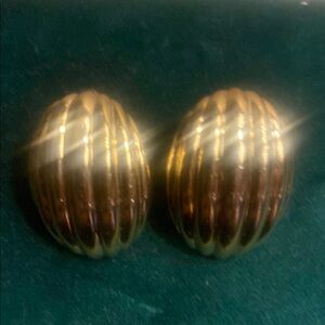 NAPIER Gold and Brown Ribbed Earrings